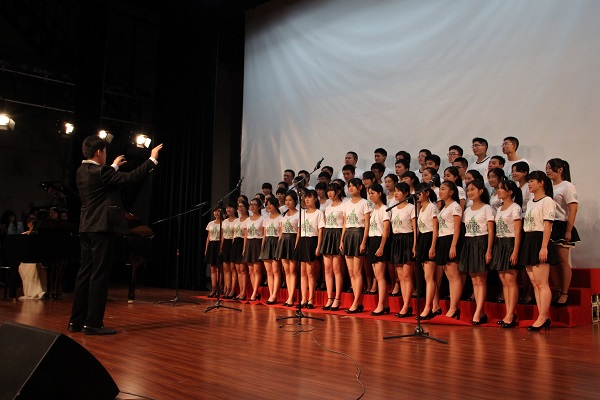 【环境科学与工程学院】天籁余音扬，中大九秩庆——记环境科学与工程学院校友音乐会暨“天籁之音”合唱团专场汇报演出