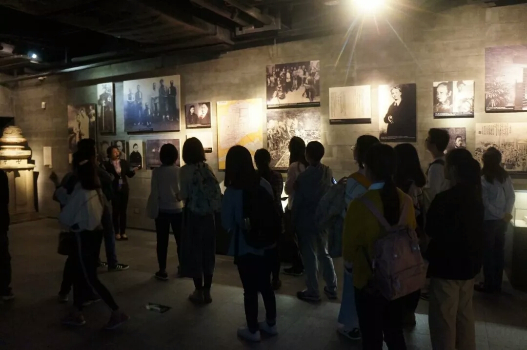 （图片逃跑了~）