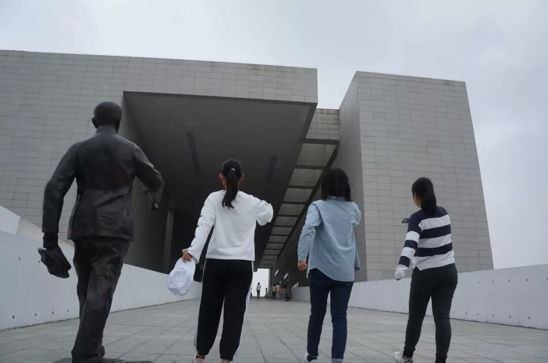 （图片逃跑了~）