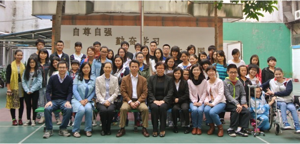 【外国语学院】让爱传承——外国语学院向广州市残疾者英语中心捐赠图书