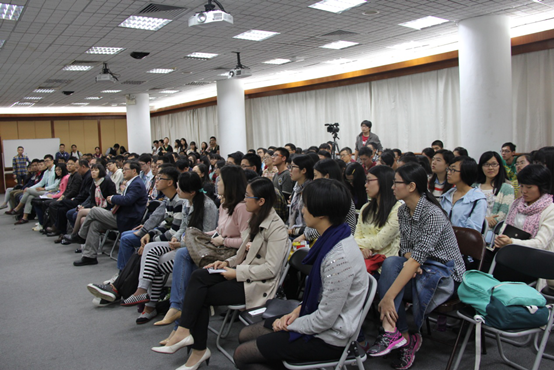 【岭南学院】朱锋教授做客“岭南大讲堂”——纵论崛起的中国与世界关系