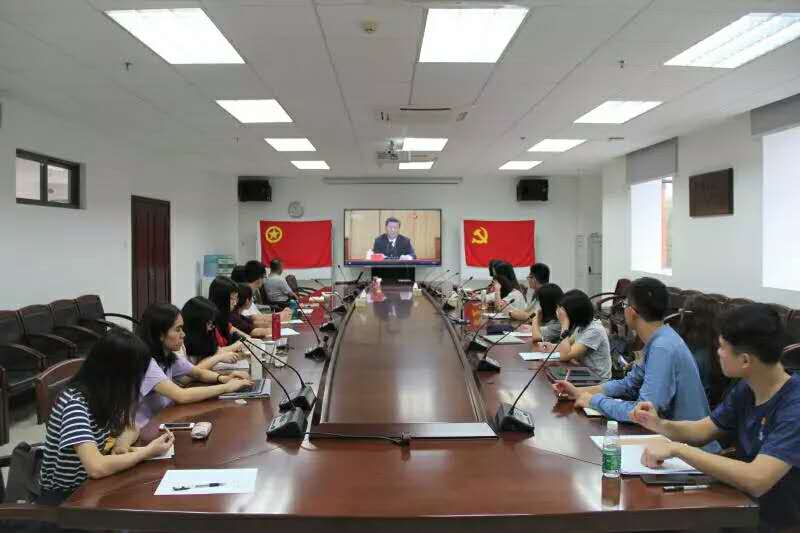 （图片逃跑了~）